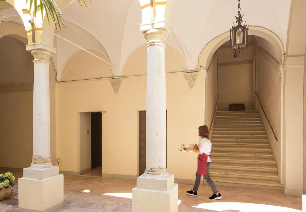 Готель Palazzo Rotati Фано Екстер'єр фото